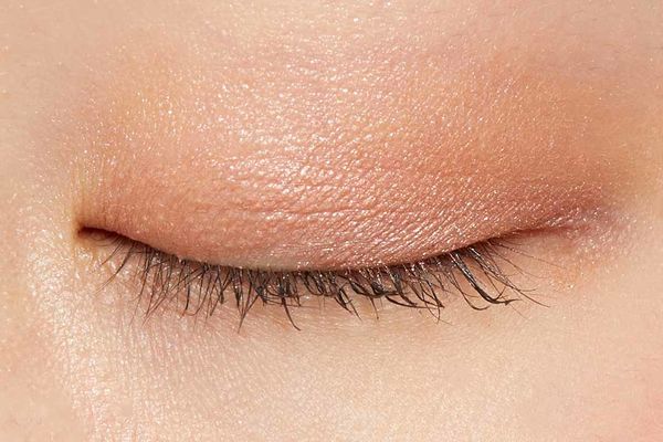 ひとつで何役も!! おすすめコスメパレットを紹介! 使用方法や色見せもの画像